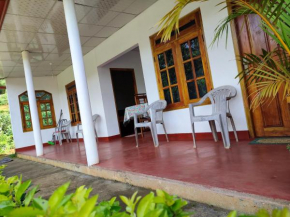 GREENISH INN (ROOMS)